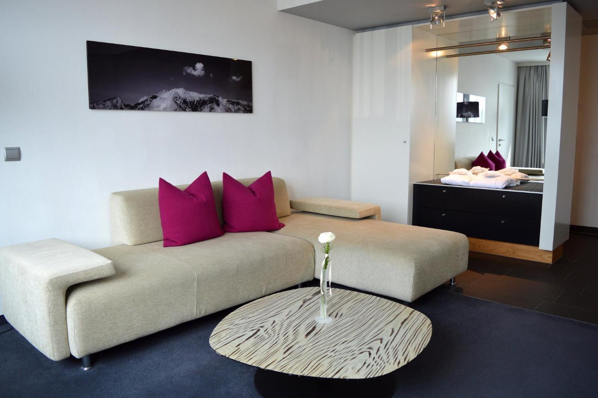 Hotel Voco By Ihg 4*